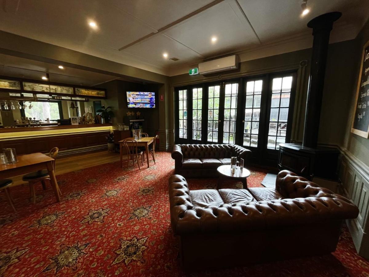 Alpine Hotel, Eat Drink Sleep Warburton Bagian luar foto