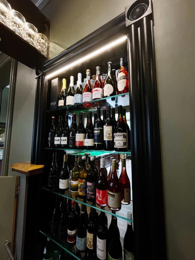 Alpine Hotel, Eat Drink Sleep Warburton Bagian luar foto