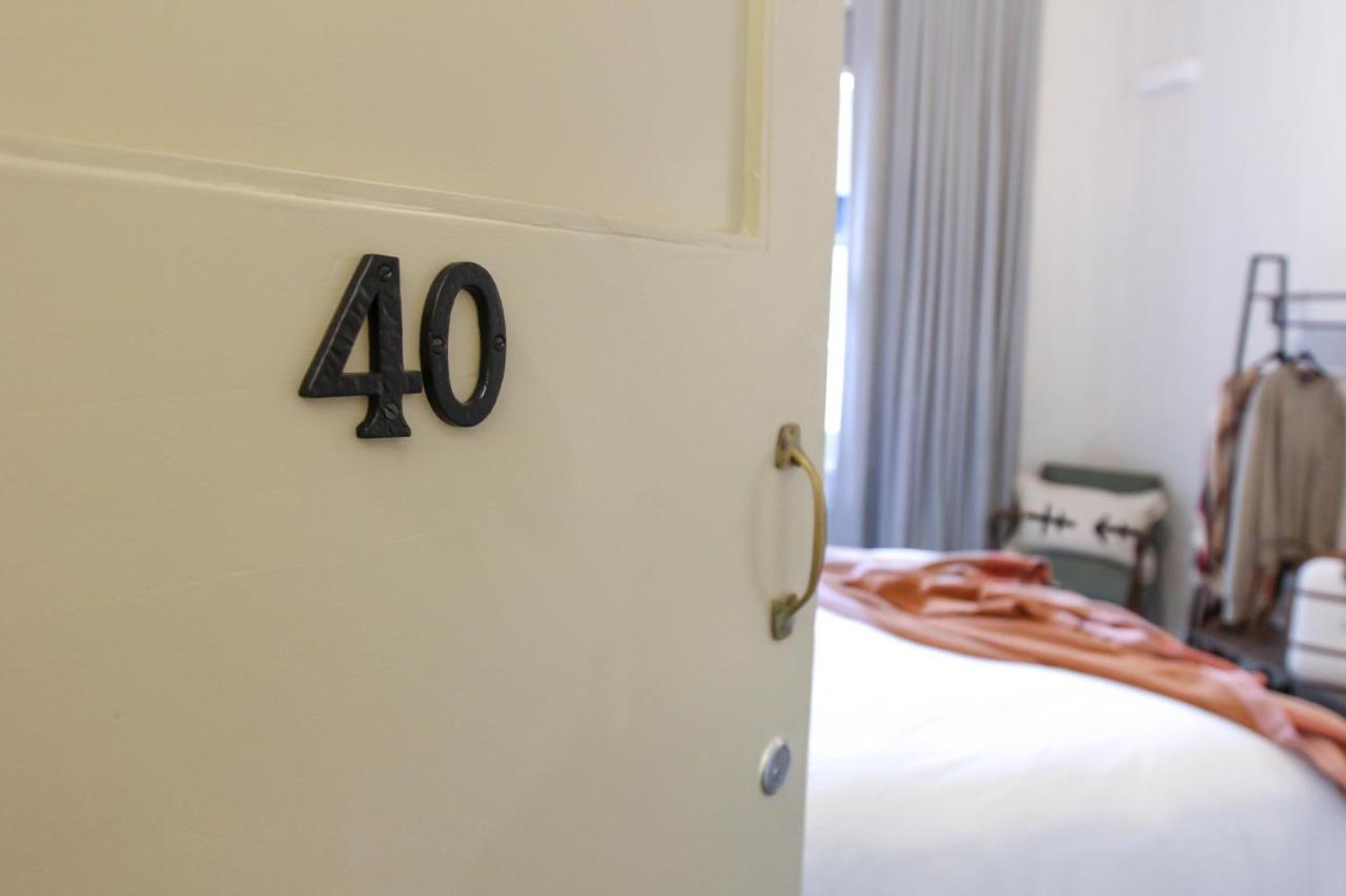 Alpine Hotel, Eat Drink Sleep Warburton Bagian luar foto