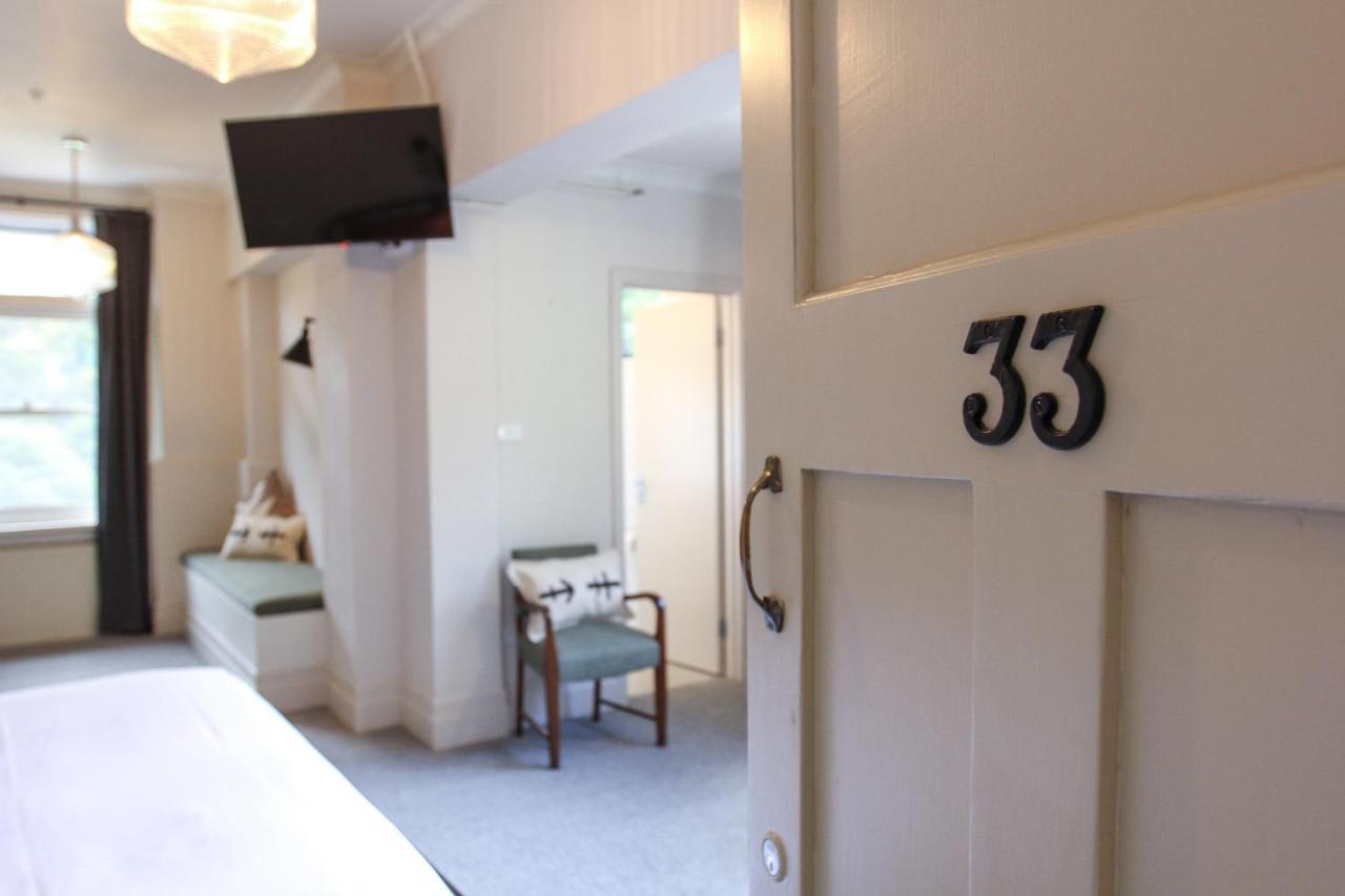 Alpine Hotel, Eat Drink Sleep Warburton Bagian luar foto