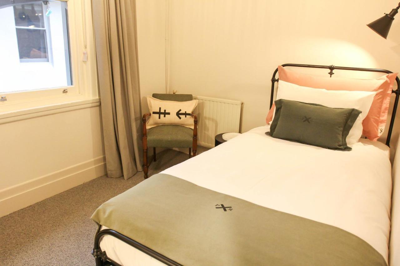 Alpine Hotel, Eat Drink Sleep Warburton Bagian luar foto