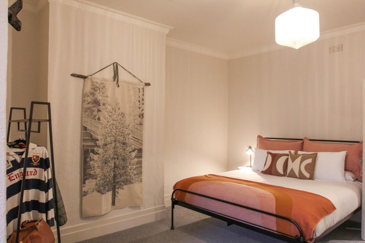 Alpine Hotel, Eat Drink Sleep Warburton Bagian luar foto