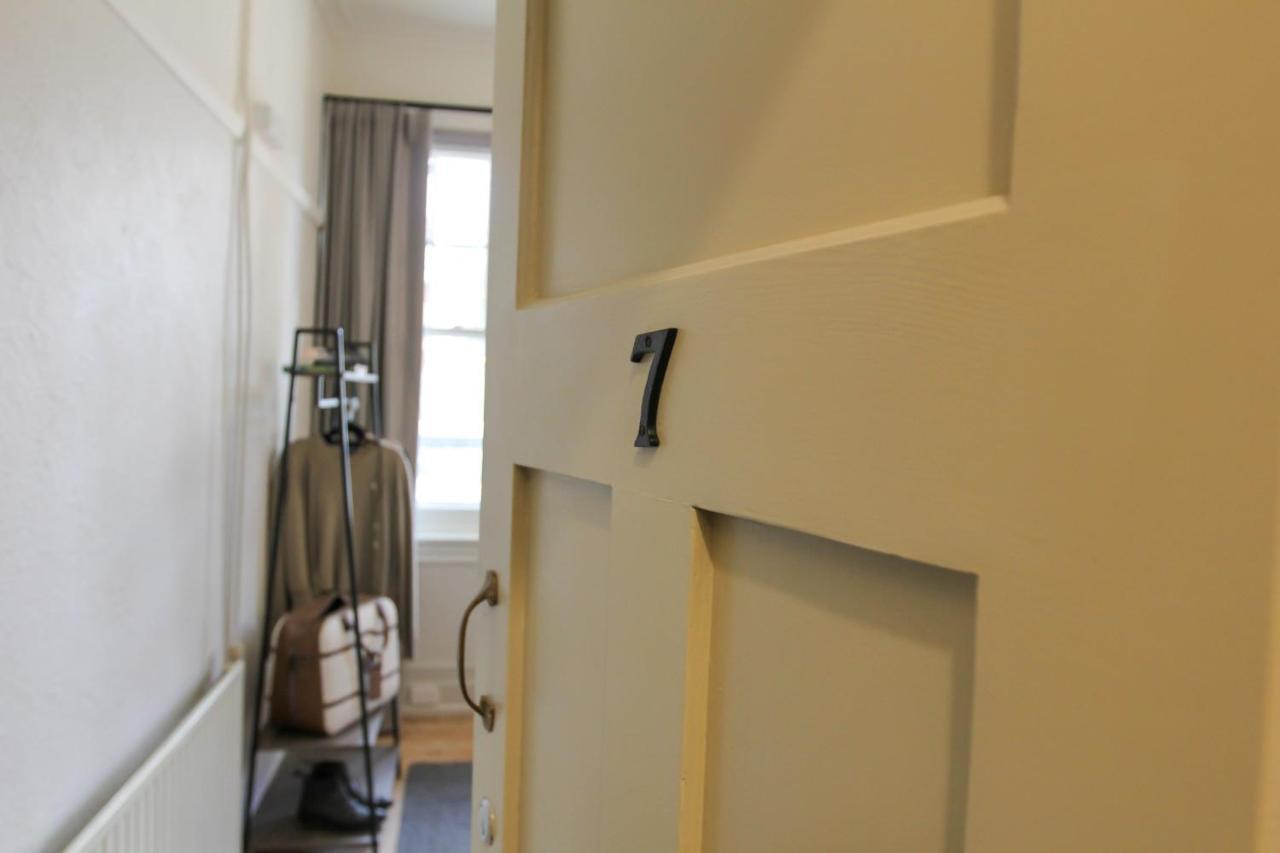 Alpine Hotel, Eat Drink Sleep Warburton Bagian luar foto